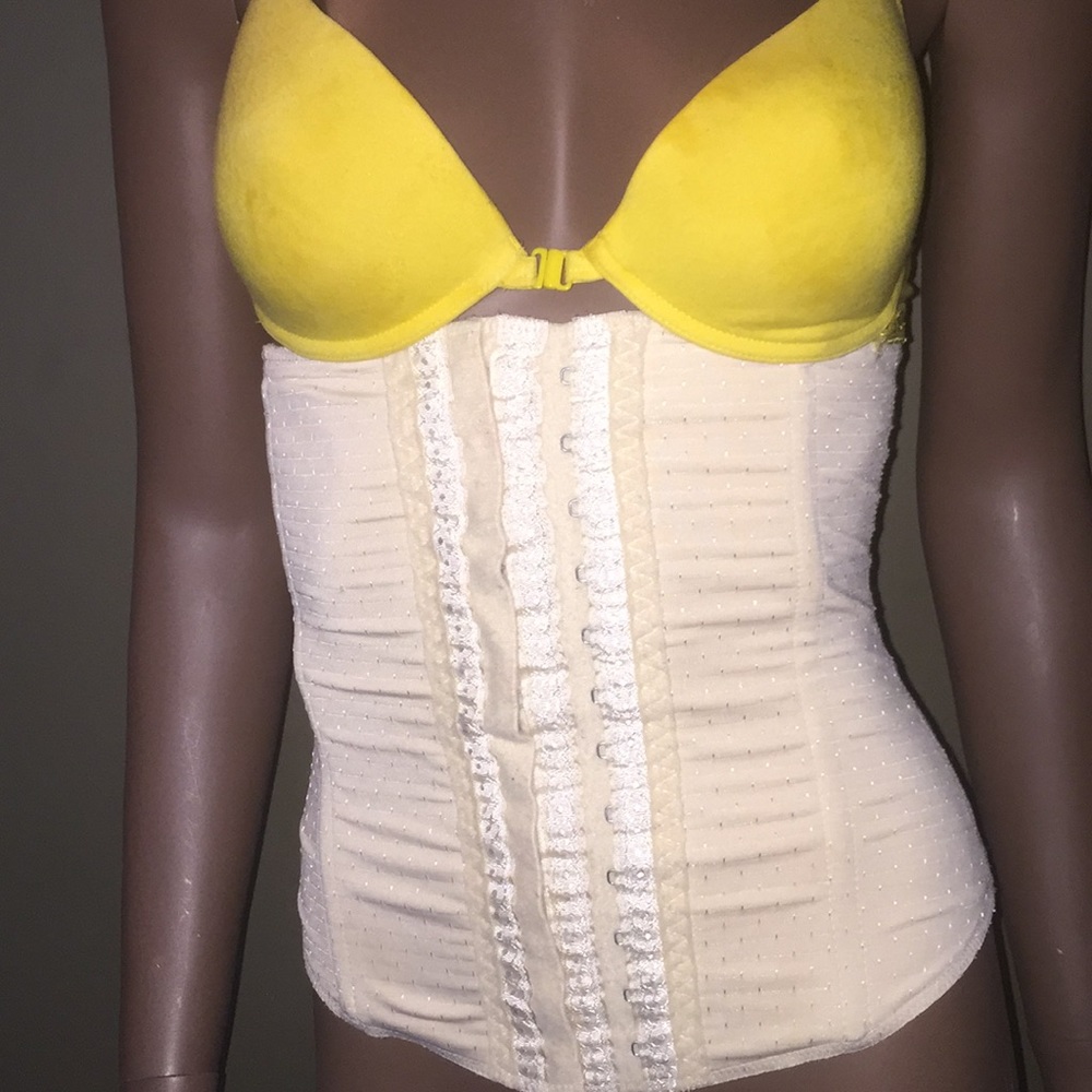 Waist cincher
